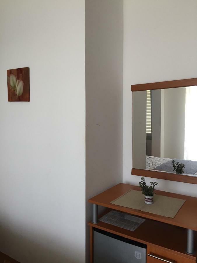 Guesthouse Punta Mira - Beachfront ノヴァリャ エクステリア 写真
