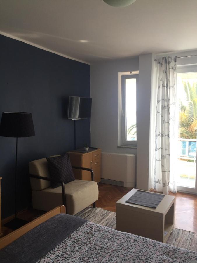 Guesthouse Punta Mira - Beachfront ノヴァリャ エクステリア 写真