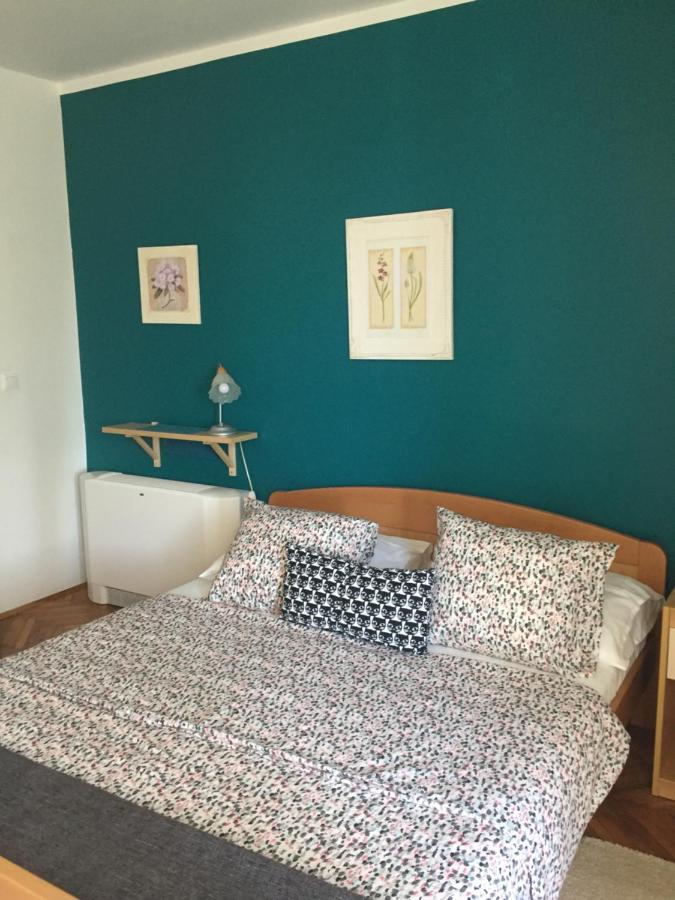 Guesthouse Punta Mira - Beachfront ノヴァリャ エクステリア 写真
